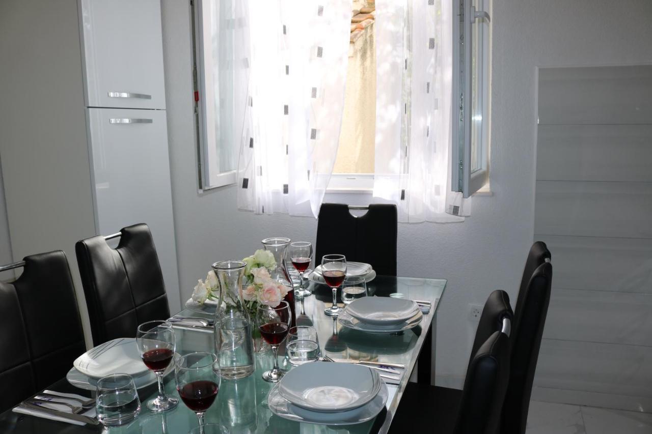 Ilma Apartment Trogir Eksteriør billede